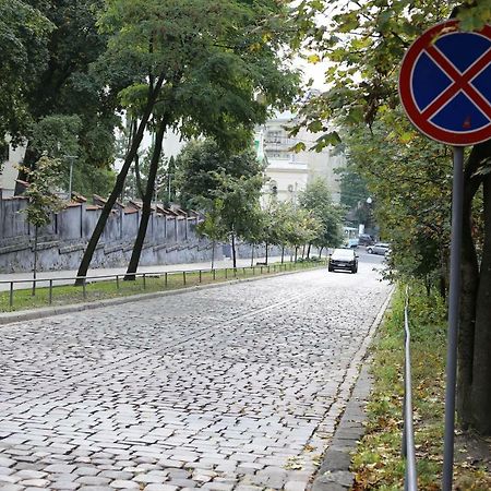 Galllery Lviv Exterior photo